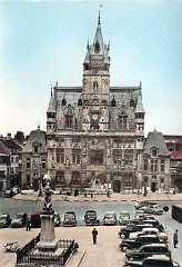 60 Compiegne Hotel de Ville II